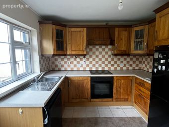 3 Lawn Park, Castlebar, Castlebar, Co. Mayo - Image 2
