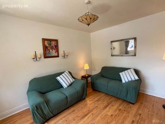 64 The Stables, Mill Road, Midleton, Co. Cork - Image 4