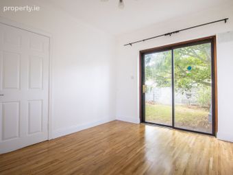 106 Ashleigh Grove, Ballymoneen Road, Knocknacarra, Co. Galway - Image 5