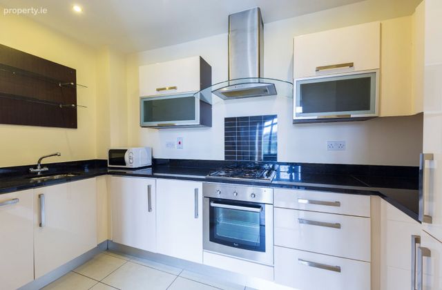 Carrington Park, Dublin 9 - Click to view photos