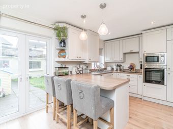 264 Cherrywood Lawn, Clondalkin, Dublin 22 - Image 2