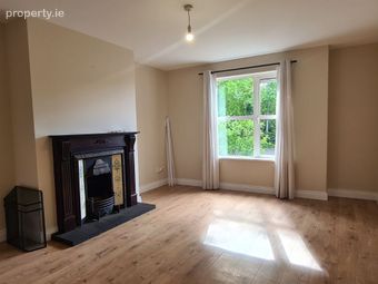 9 The Baroney, Elphin Street, Strokestown, Co. Roscommon - Image 4