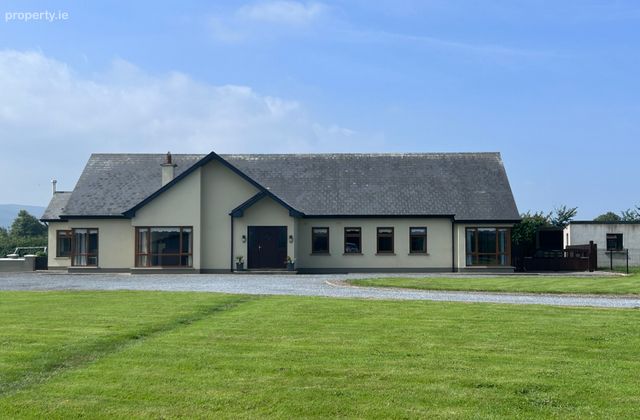 Masterstown, New Inn, Cashel, Co. Tipperary, Masterstown, Co. Tipperary - Click to view photos
