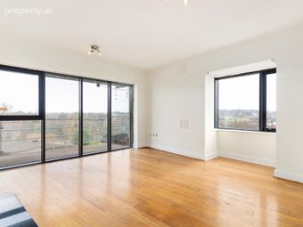 95 The Oval, Tullyvale, Cabinteely, Dublin 18, Cabinteely, Dublin 18 - Image 5