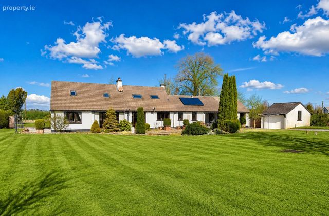 Coolvuck, Ballykeeran, Athlone, Ballykeeran, Co. Westmeath - Click to view photos