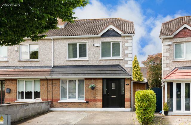 43 Bramblefield Crescent, Clonee, Dublin 15, Clonee, Dublin 15 - Click to view photos