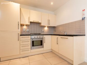 2 Aubreyville, Shankill, Dublin 18 - Image 4