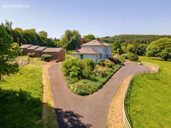 Newgrange, Barnaslingan Lane, Ballycorus, Co. Dublin - Image 3