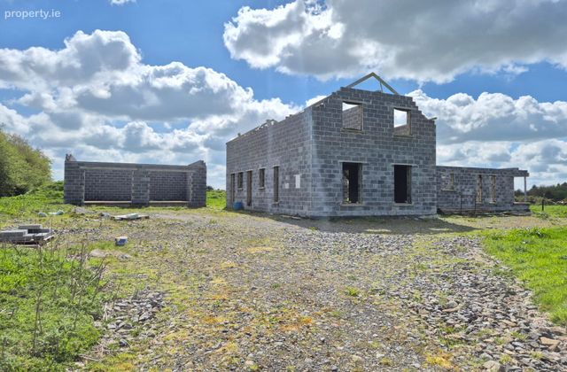 Cloongawnagh, Cloghans Hill, Tobernadarry, Co. Mayo - Click to view photos
