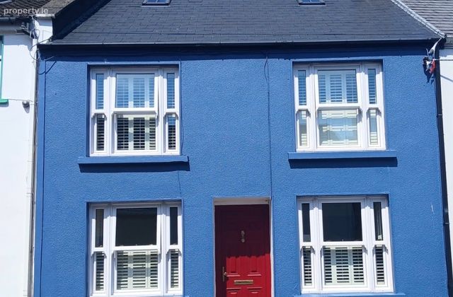 Goat Street, Dingle, Dingle, Co. Kerry - Click to view photos