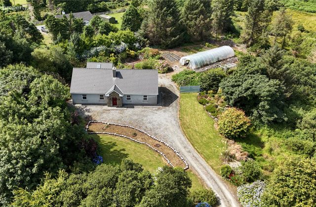 Ardbear, Clifden, Co. Galway, Clifden, Co. Galway - Click to view photos