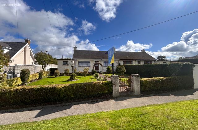 10 Ballynakelly Cottages, Ballynakelly, Newcastle, Co. Dublin, Newcastle, Co. Dublin - Click to view photos