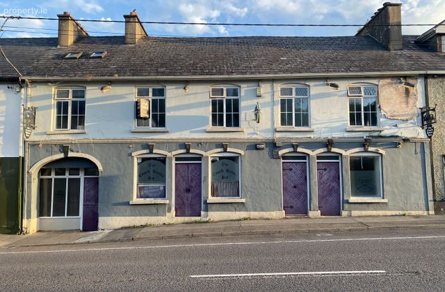 The Coach House Bar, Upper Main Street, Donegal Town, F94dw64, Ardagh, Co. Donegal - Click to view photos