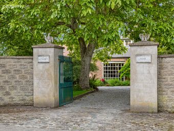 Castleknock House, Castleknock Lodge, Castleknock, Dublin 15, Castleknock, Dublin 15 - Image 2