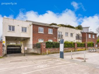 6 Carmichael Hall, Windy Arbour, Dublin 14, Windy Arbour, Dublin 14