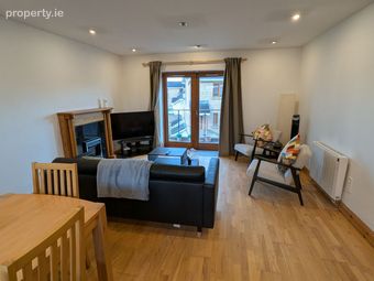 Apartment F, 25 Fernleigh Drive, Dublin 15, Carpenterstown, Dublin 15