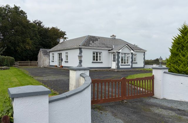 Brierfort, Williamstown, Kilnalag, Co. Galway - Click to view photos