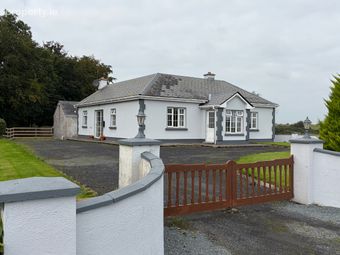 Brierfort, Williamstown, Kilnalag, Co. Galway