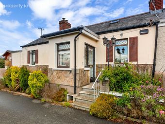 3 Old Cannon Rock Cottages, Howth, Howth, Dublin 13 - Image 2
