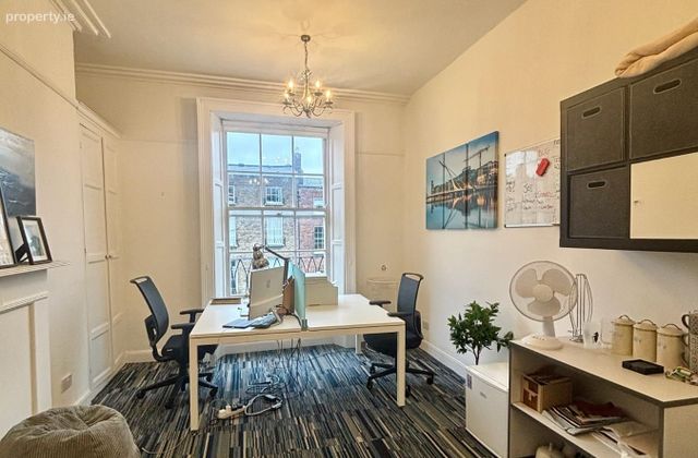 Fitzwilliam Street Upper, Dublin 2 - Click to view photos