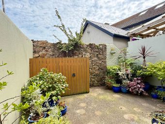 137 The Faythe, Wexford Town, Co. Wexford - Image 2