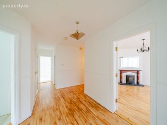 17 Garryduff Drive, Pound Road, Castlebar, Co. Mayo - Image 3