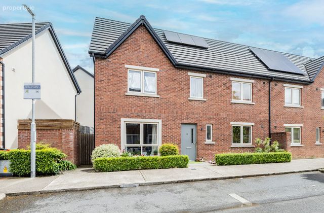 3 Shackleton Place, Tandy's Lane, Lucan, Co. Dublin - Click to view photos