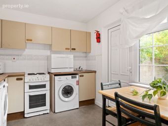 38 Saint Anne's, Kimmage, Dublin 12 - Image 5