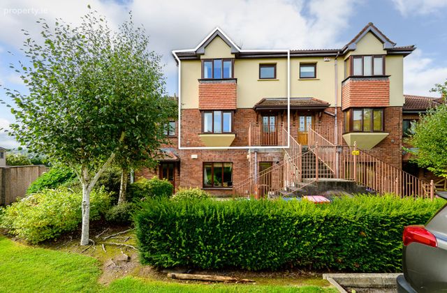 69 Welwyn Road, Maryborough Woods, Douglas, Co. Cork - Click to view photos