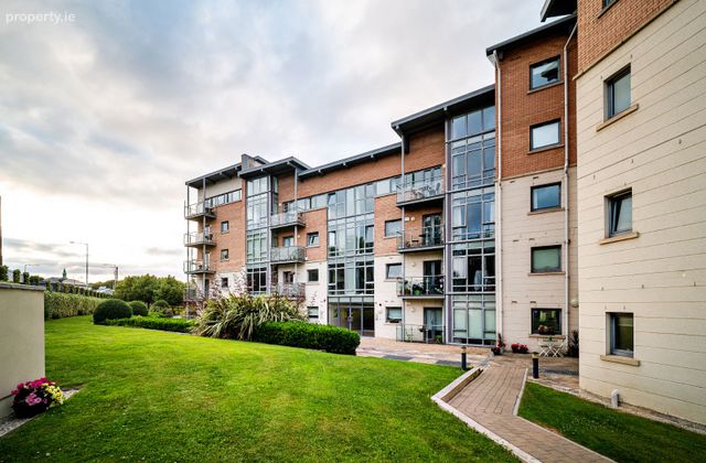 The Hill, Clon Brugh, Sandyford, Dublin 18 - Click to view photos