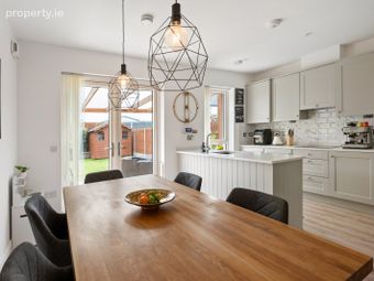 16 Gandon Green, Lucan, Co. Dublin, Lucan, Co. Dublin - Image 5
