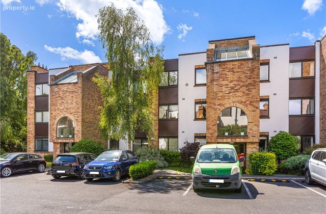 81 The Elms, Mount Merrion Avenue, Blackrock, Co Dublin, Blackrock, Co. Dublin - Click to view photos