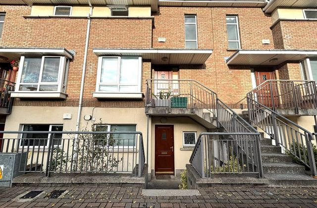 Ivy Court, Beaumont, Dublin 9, Beaumont, Dublin 9 - Click to view photos