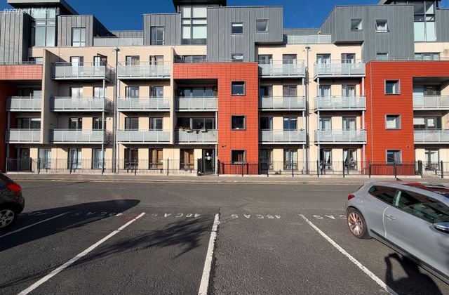 47 Cassian Court, Royal Canal Park, Ashtown, Dublin 15, Dublin 15 - Click to view photos