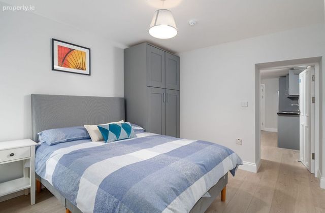 Botanic Road, Glasnevin, Dublin 9 - Click to view photos