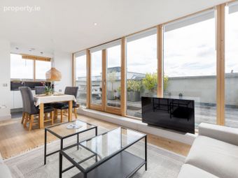 Apartment 61, Fitzwilliam Point, Irishtown, Dublin 4 - Image 3