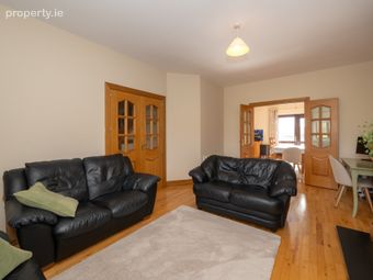 9 Welwyn Road, Maryborough Woods, Douglas, Cork, Douglas, Co. Cork - Image 4
