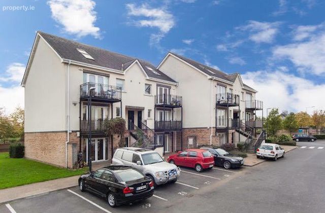 Melville Park, Finglas, Dublin 11 - Click to view photos
