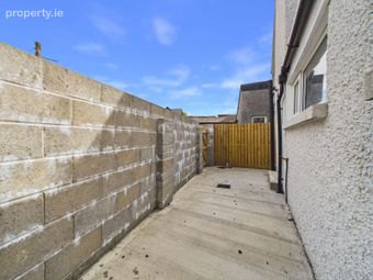 18b Kickham Street, Carrick-on-suir, Carrick-on-Suir, Co. Tipperary - Image 2