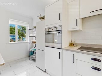4 Heath Square, Mckee Avenue, Finglas, Dublin 11 - Image 5