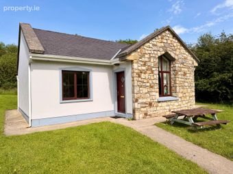 8 Lake Side Cottages, Drumcong, Keshcarrigan, Co. Leitrim