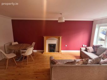 4 Esker Pines, Lucan, Co. Dublin - Image 2