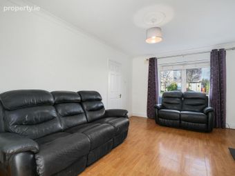 23 Saint Mochta's Chase, Clonsilla, Dublin 15 - Image 4