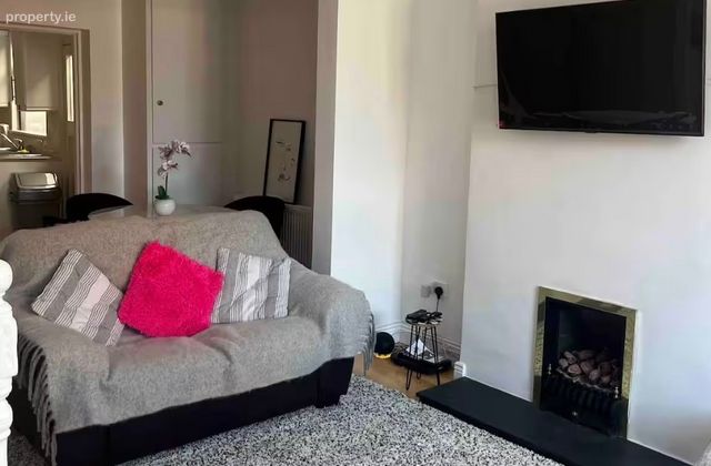 73 Gordon Street, Dublin 4, Grand Canal Dock, Dublin 4 - Click to view photos