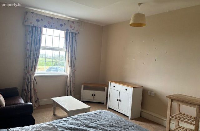 Crookedwood Apt, Mullingar, Co. Westmeath - Click to view photos