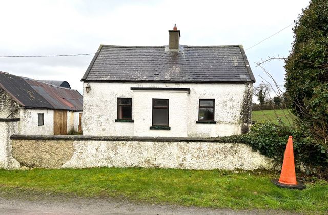 Wilton, Ballymackey, Ballymackey, Co. Tipperary - Click to view photos