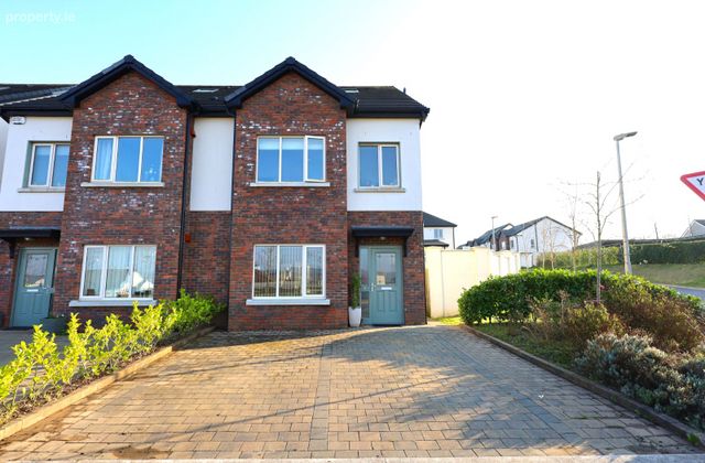 1 Garr&aacute;n Ferney, Ferney Road, Carrigaline, Co. Cork - Click to view photos