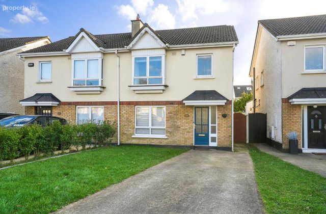 23 Saint Mochta's Chase, Clonsilla, Dublin 15 - Click to view photos