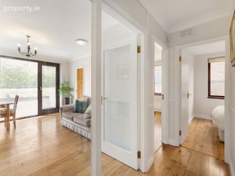 51 Merrion Village, Merrion Road, Ballsbridge, Dublin 4, Ballsbridge, Dublin 4 - Image 2