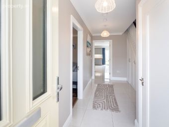 4 Pairc An Chosain, Garryvoe Road, Ladysbridge, Co. Cork - Image 3